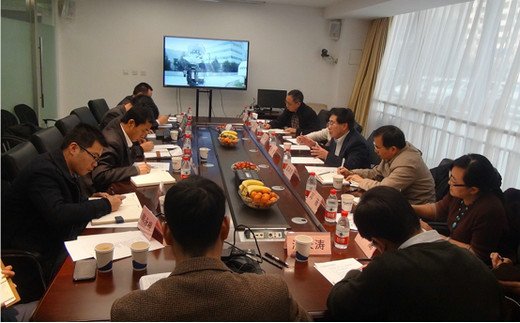 �о���ί����������һ�й��ٱ�˹�ص����쵼