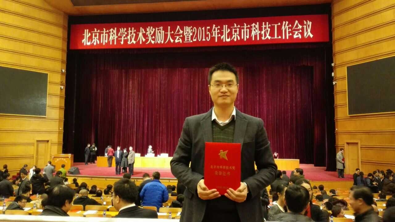 ��˹��--ȫ�����ݻ�����Ϸƽ̨