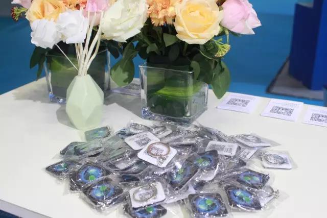 ��˹��--ȫ�����ݻ�����Ϸƽ̨