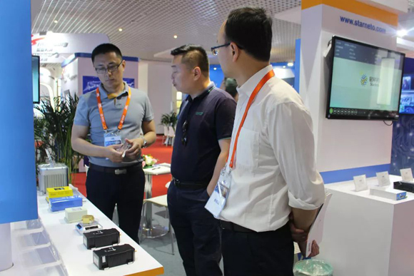 ��˹��--ȫ�����ݻ�����Ϸƽ̨