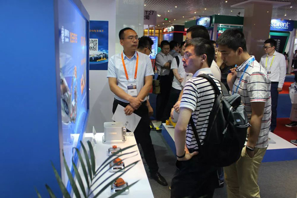 ��˹��--ȫ�����ݻ�����Ϸƽ̨