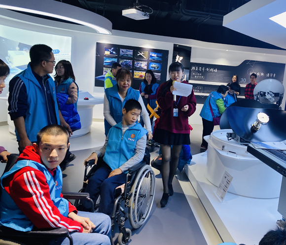 ��˹��--ȫ�����ݻ�����Ϸƽ̨